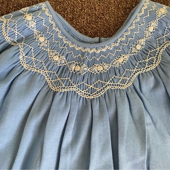 NWT Fantaisie Kids Smocked While Flower Cotton Top & White Pants - Picture 13 of 15